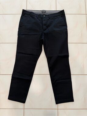EXPRESS Slim Comfort Waist Hyper Stretch Chino - Black